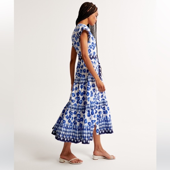 Abercrombie Tie Maxi Dress - Picture 2 of 6